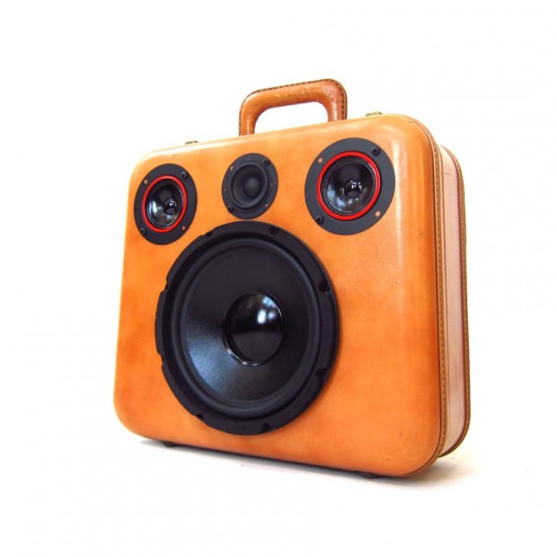 vintage-suitcase-boomboxes-12